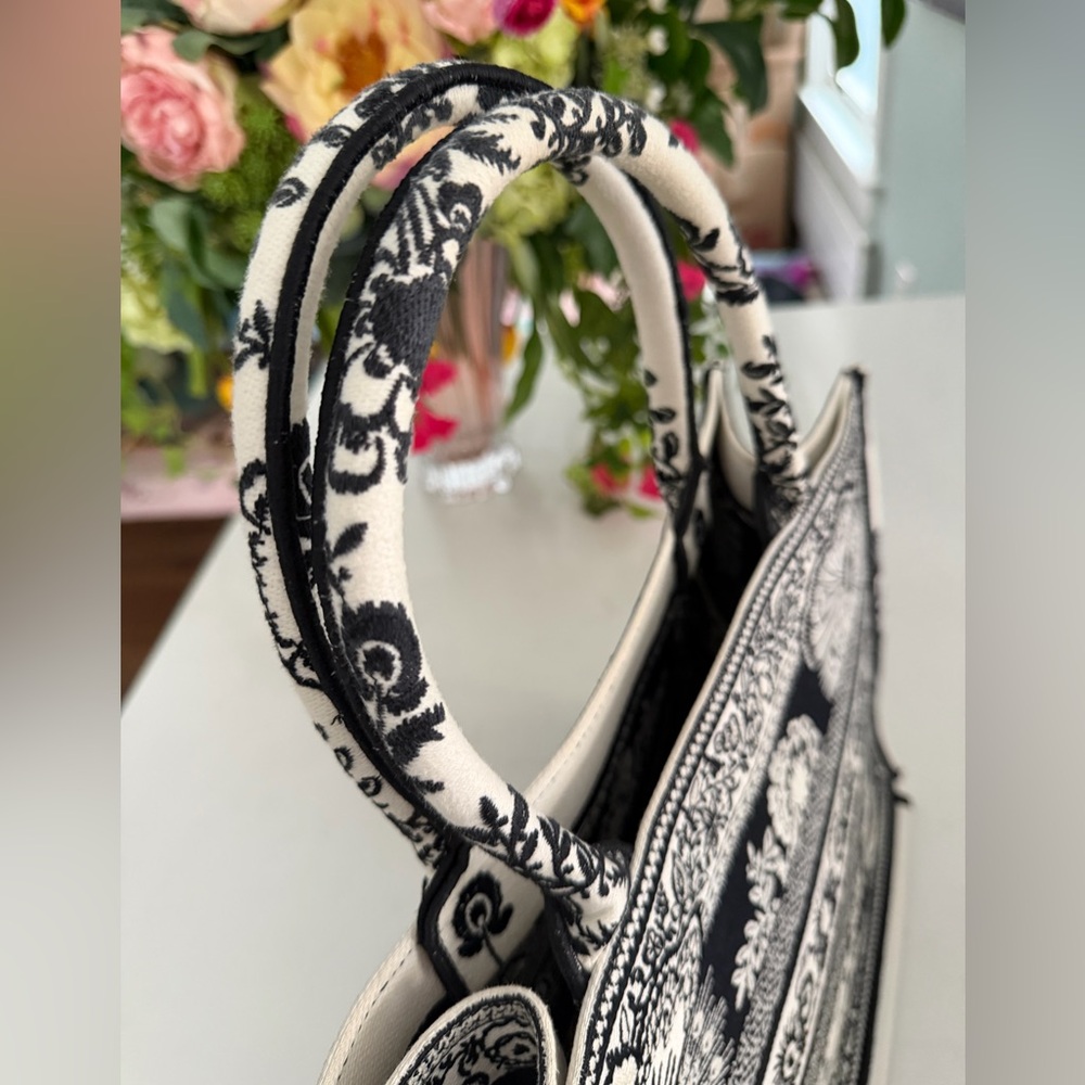 Christian Dior Canvas Butterfly Bandana Embroidered Medium Book Tote ~ 2 COA’s - Picture 12 of 15